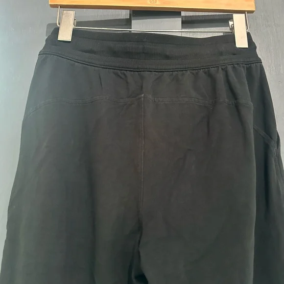 Lululemon Scuba Joggers - 6 - Black - Picture 9 of 9